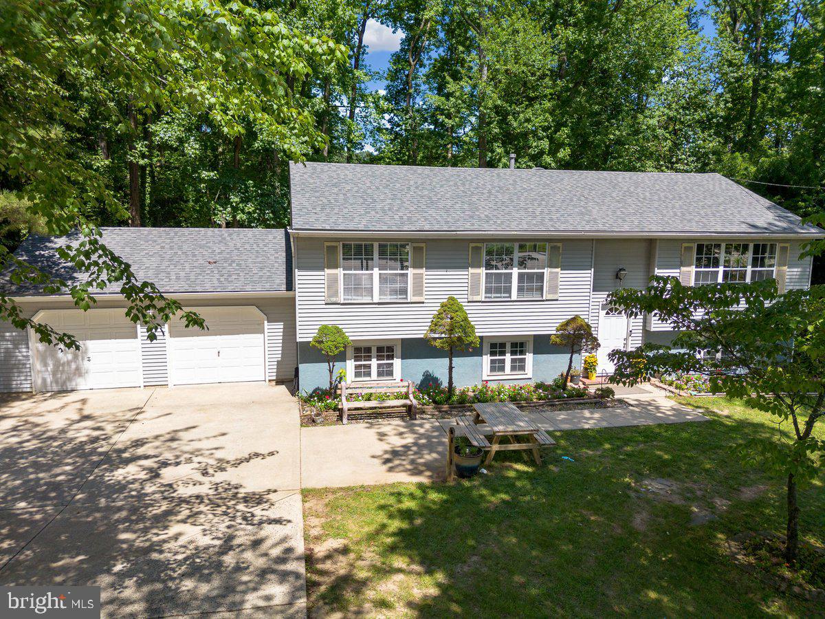 8275 Maple Avenue Pennsauken, NJ 08109 - Photo 22 of 43 a house view with a garden space