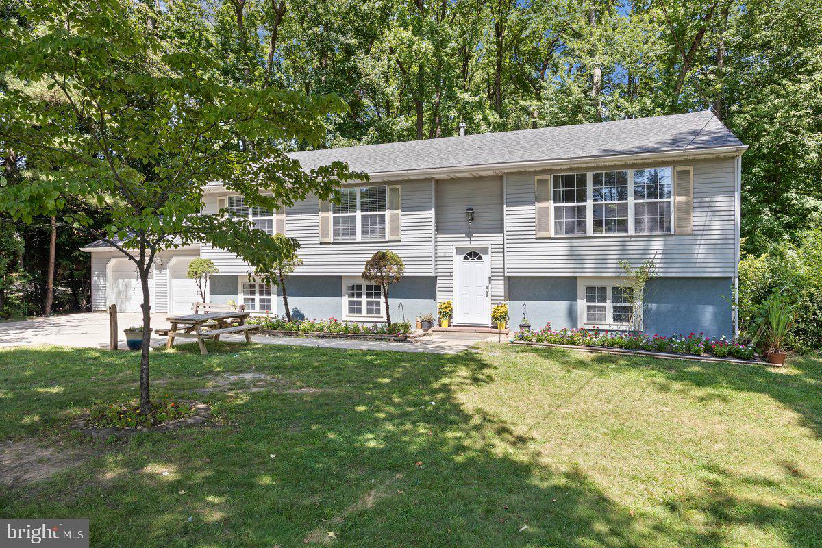 8275 Maple Avenue Pennsauken, NJ 08109 - Photo 28 of 43 a view of a house with a yard