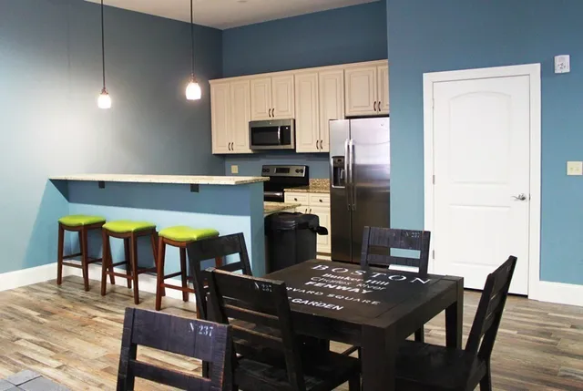 $3,675 | 300 Canal Street, Unit 1305, Lawrence, MA 01840