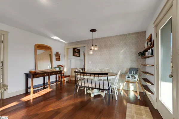 $585,000 | 558 Barnett Road, Greer, SC 29651