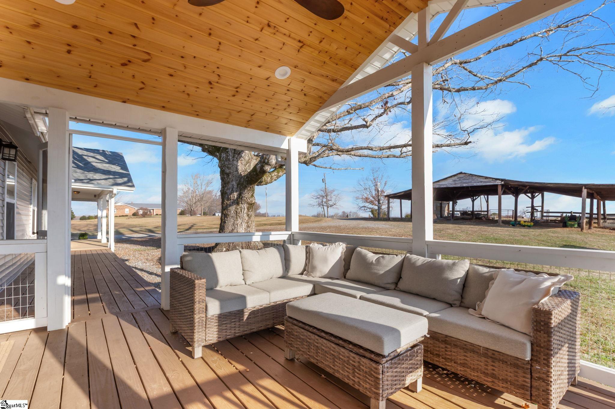 558 Barnett Road Greer, SC 29651 - Photo 23 of 42 Gallery Image 23