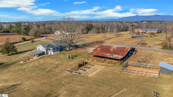 $585,000 | 558 Barnett Road, Greer, SC 29651