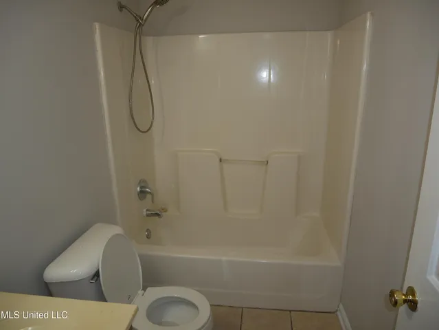 $1,325 | 2755 Hampden Cove, Horn Lake, MS 38637