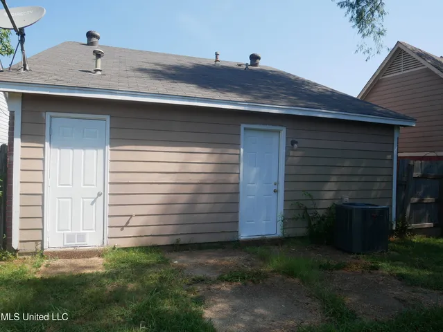 $1,325 | 2755 Hampden Cove, Horn Lake, MS 38637