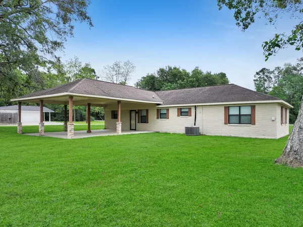 $179,400 | 9344 Highway 69, Warren, TX 77664