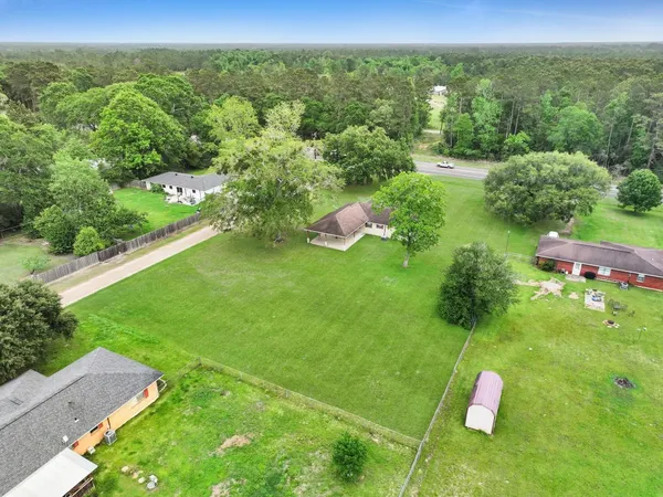 $179,400 | 9344 Highway 69, Warren, TX 77664