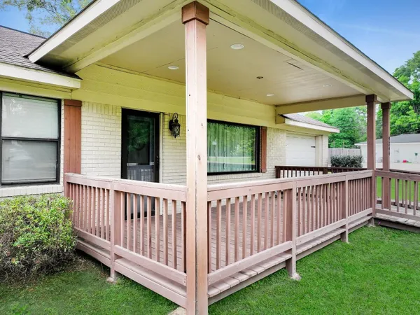 $179,400 | 9344 Highway 69, Warren, TX 77664