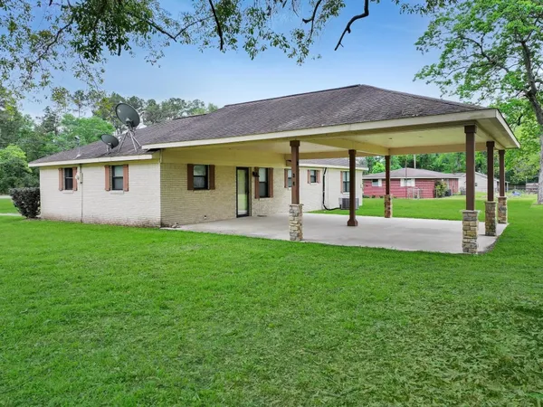 $179,400 | 9344 Highway 69, Warren, TX 77664