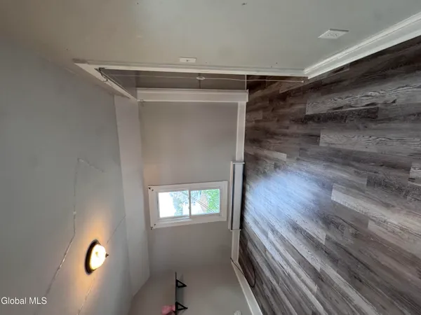 $1,150 | 10 Grace Street, Unit 2R, Waterford, NY 12188