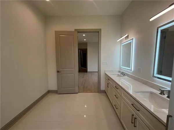 $409,000 | 3901 Jean Lafitte Parkway, Chalmette, LA 70043