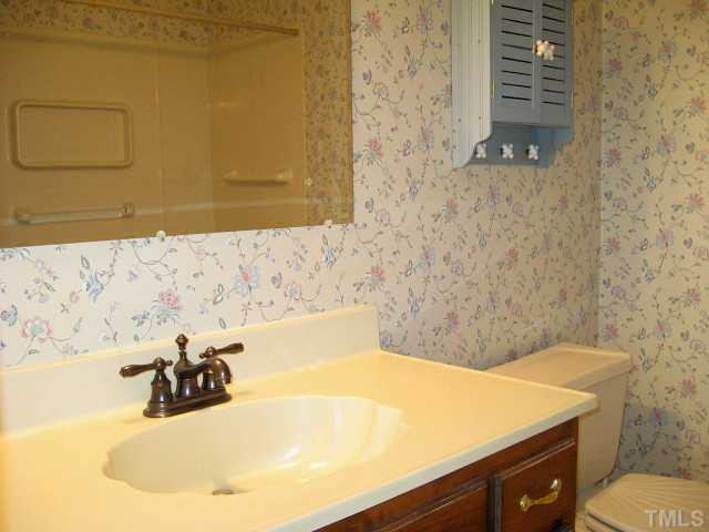 9500 Applewhite Road Wendell, NC 27591 - Photo 6 of 12 Photo 6