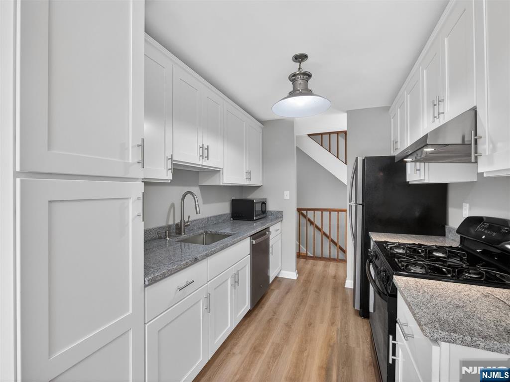 2506 Hemingway Lane Mahwah, NJ 07430 - Photo 11 of 29