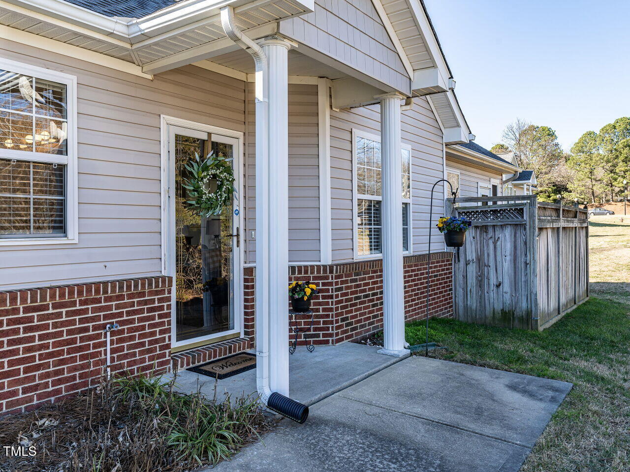 2740 Andover Glen Road Raleigh, NC 27604 - Photo 2 of 20 a front view of a house with fence