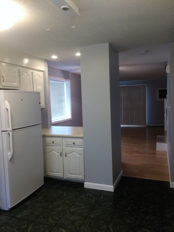 78 Shelburne Road Merrimack, NH 03054 - Photo 2 of 14