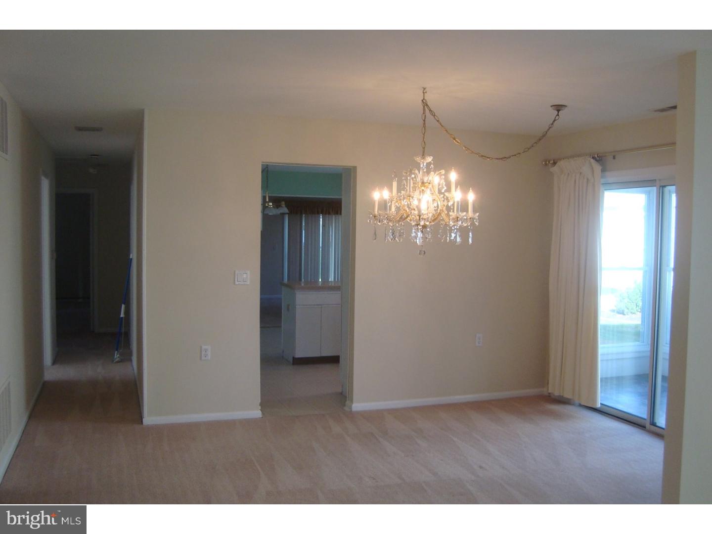 47 Stratford Road Southampton, NJ 08088 - Photo 5 of 13 Dining Room