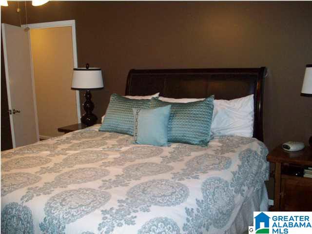 3776 Crestbrook Road Mountain Brook, AL 35223 - Photo 14 of 32