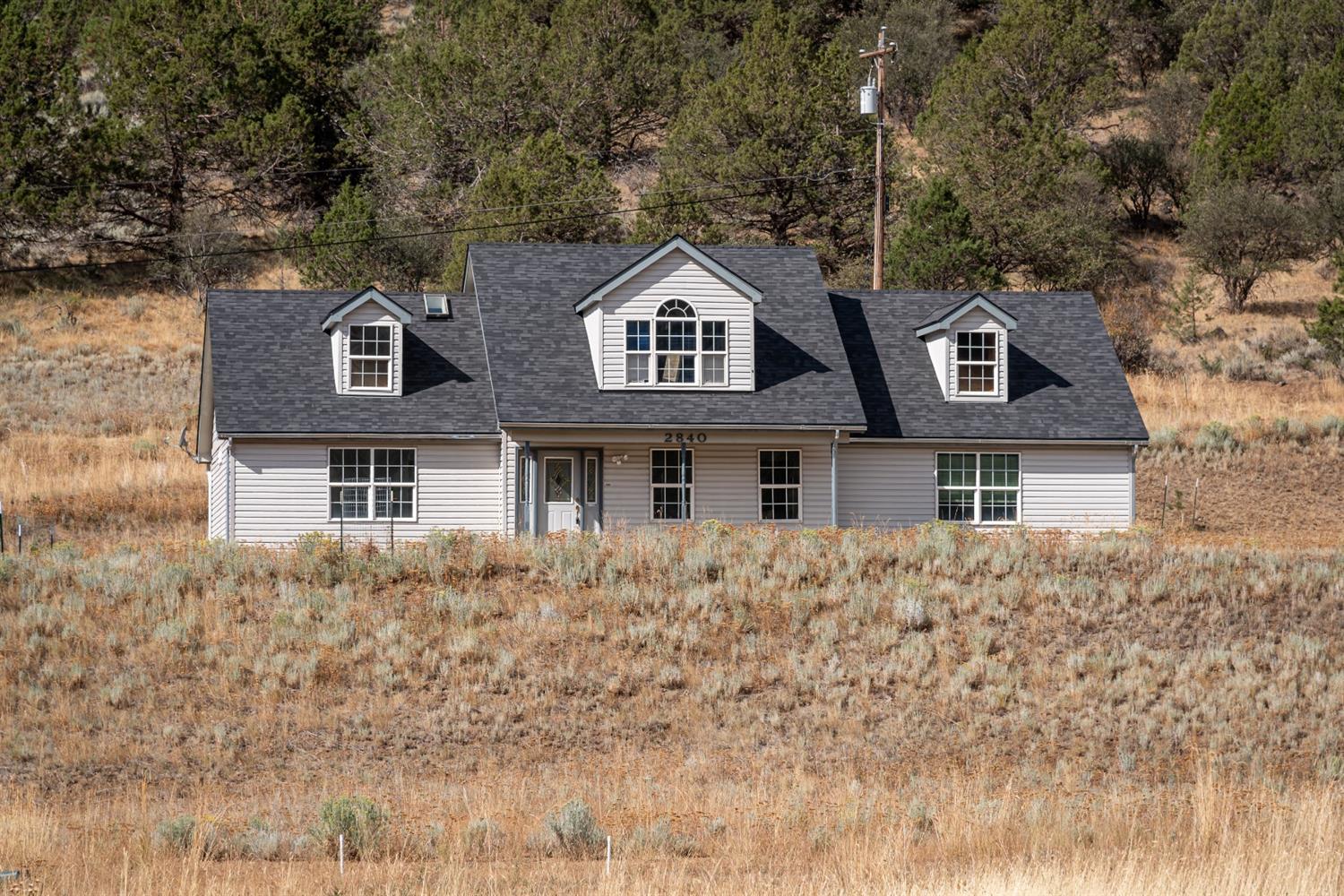 2840 Old Fort Road Klamath Falls, OR 97601 - Photo 1 of 21 Primary Photo