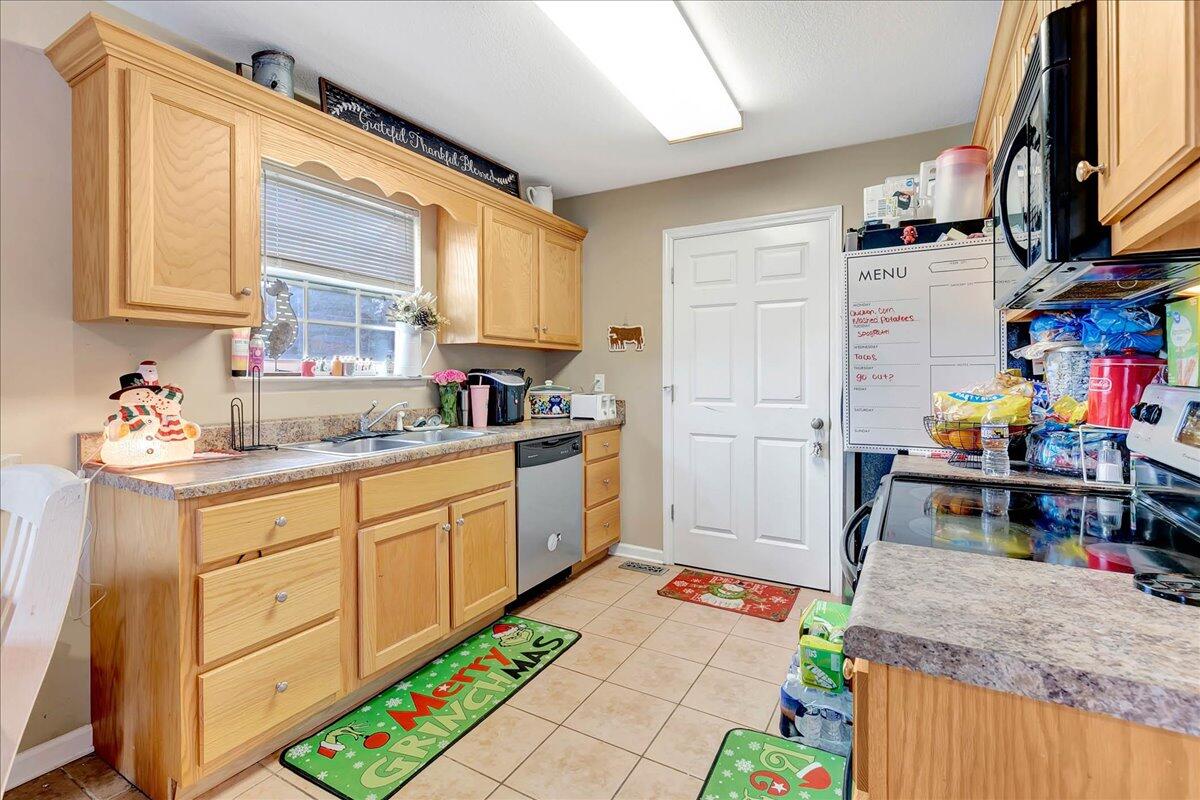 470 East Teems Road Ringgold, GA 30736 - Photo 6 of 18 07-PinnacleTour.com - 470 E Teems - 007
