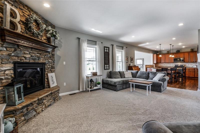 142 Granite Ridge Circle Mars, PA 16046 - Photo 6 of 25 Gallery Image 6