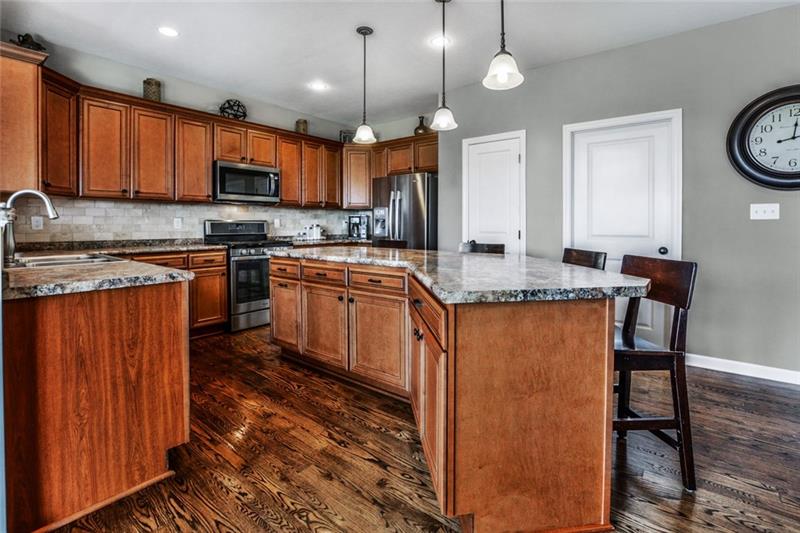 142 Granite Ridge Circle Mars, PA 16046 - Photo 8 of 25 Gallery Image 8