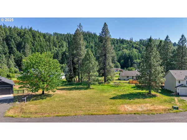 $185,000 | 16 Taryn Court, White Salmon, WA 98672