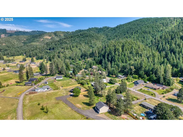 $185,000 | 16 Taryn Court, White Salmon, WA 98672