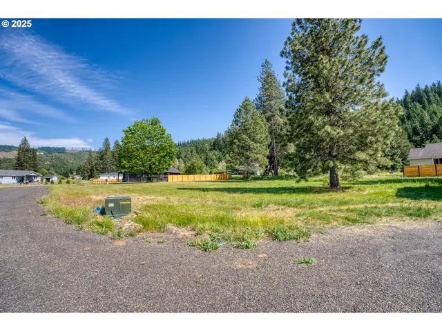 $185,000 | 16 Taryn Court, White Salmon, WA 98672