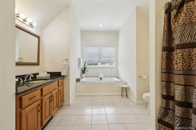 $735,000 | 20 Trudy Drive, Campbell Hall, NY 10916