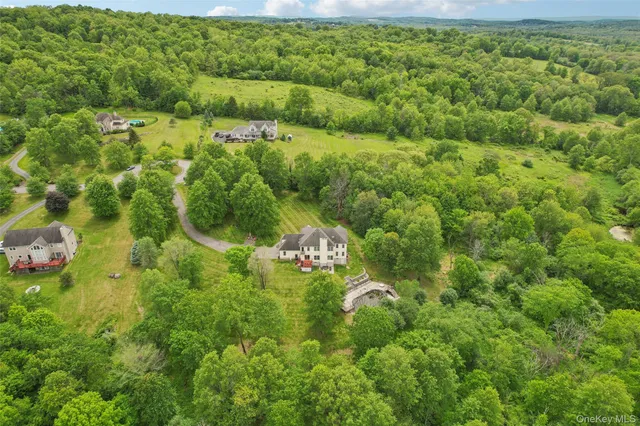 $735,000 | 20 Trudy Drive, Campbell Hall, NY 10916