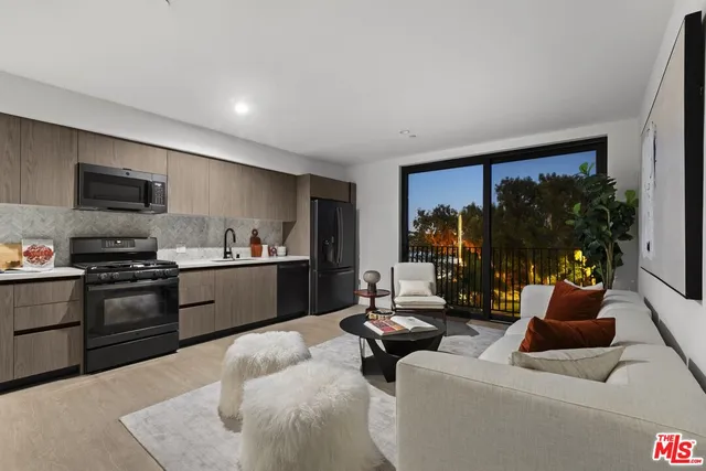 $449,000 | 4506 Dockweiler Street, Unit 203, Los Angeles, CA 90019