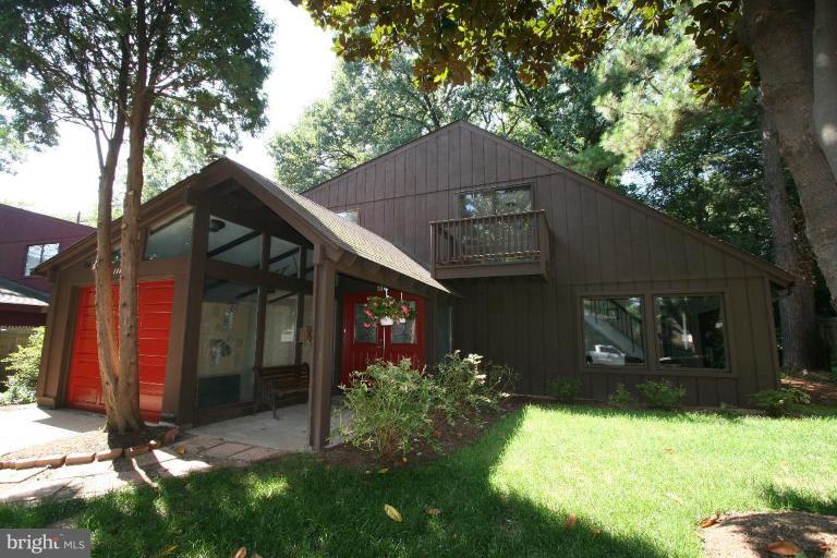 1116 North Rockingham Street Arlington, VA 22205 - Photo 3 of 26 Exterior #3