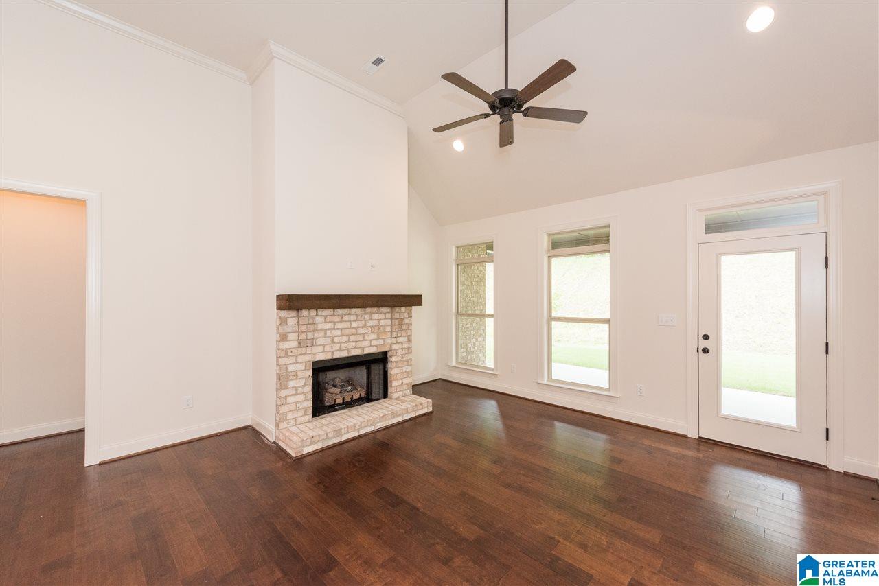 444 Ballantrae Road Pelham, AL 35124 - Photo 8 of 45