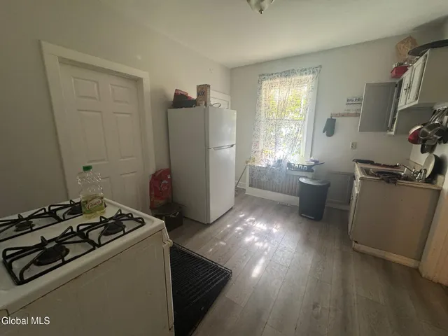 $259,900 | 54 Alexander Street, Albany, NY 12202