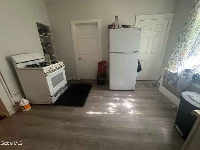 $259,900 | 54 Alexander Street, Albany, NY 12202