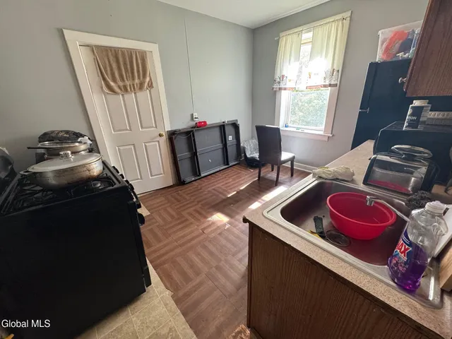 $259,900 | 54 Alexander Street, Albany, NY 12202