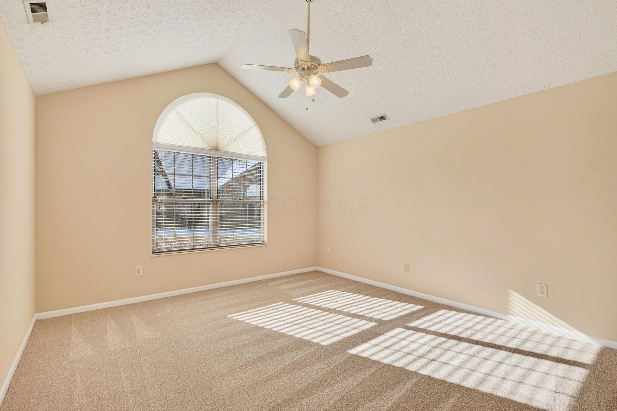 3731 Stoneway Point Powell, OH 43065 - Photo 25 of 47 Primary bedroom