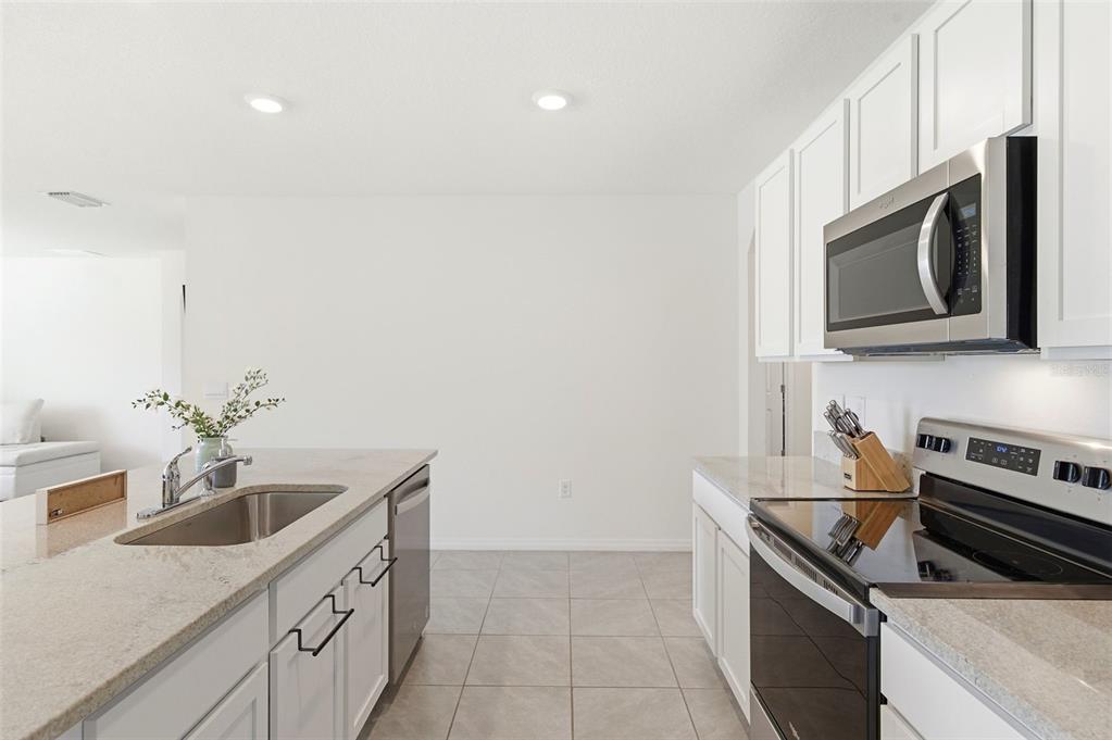 9014 Forge Breeze Loop Wesley Chapel, FL 33545 - Photo 27 of 58