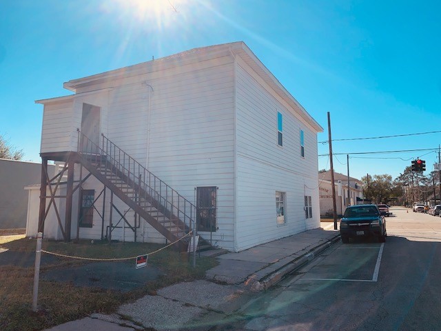401 East Main Street Humble, TX 77338 - Photo 10 of 36 a house view with a outdoor space