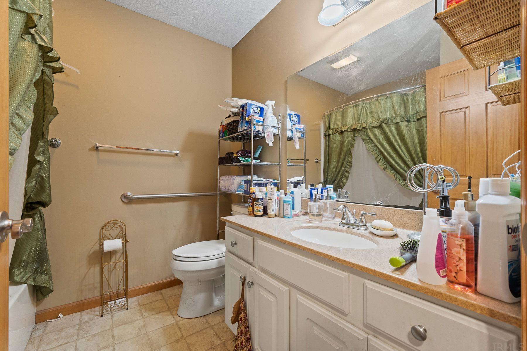 3162 West Division Road Huntington, IN 46750 - Photo 20 of 32 Gallery Image 20
