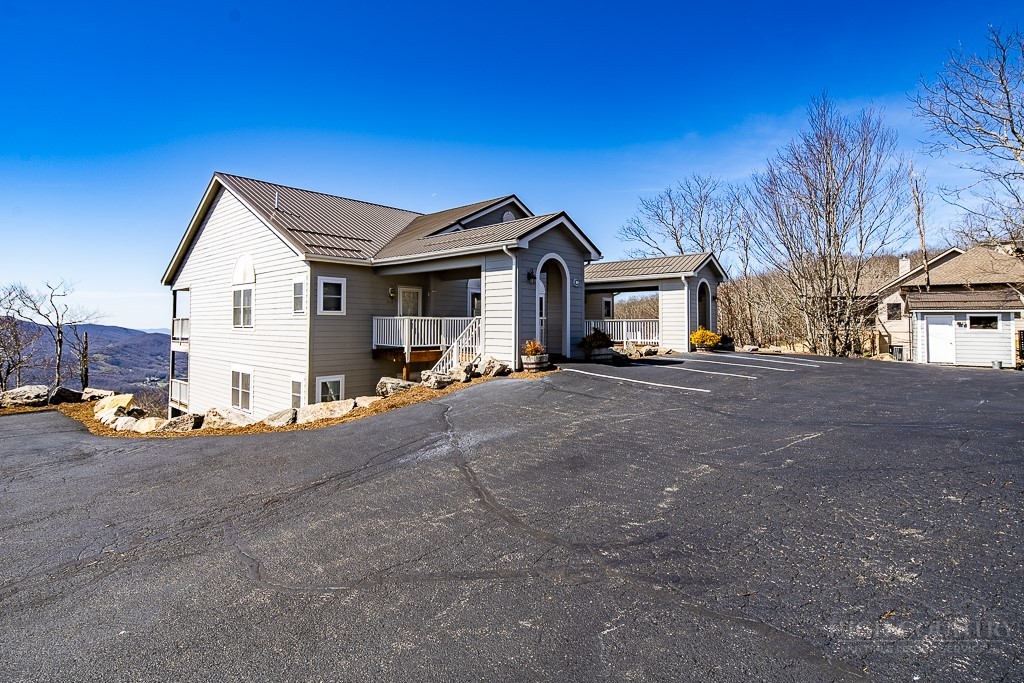 468 Elderberry Ridge Road, Unit 202C Beech Mountain, NC 28604 - Photo 34 of 35