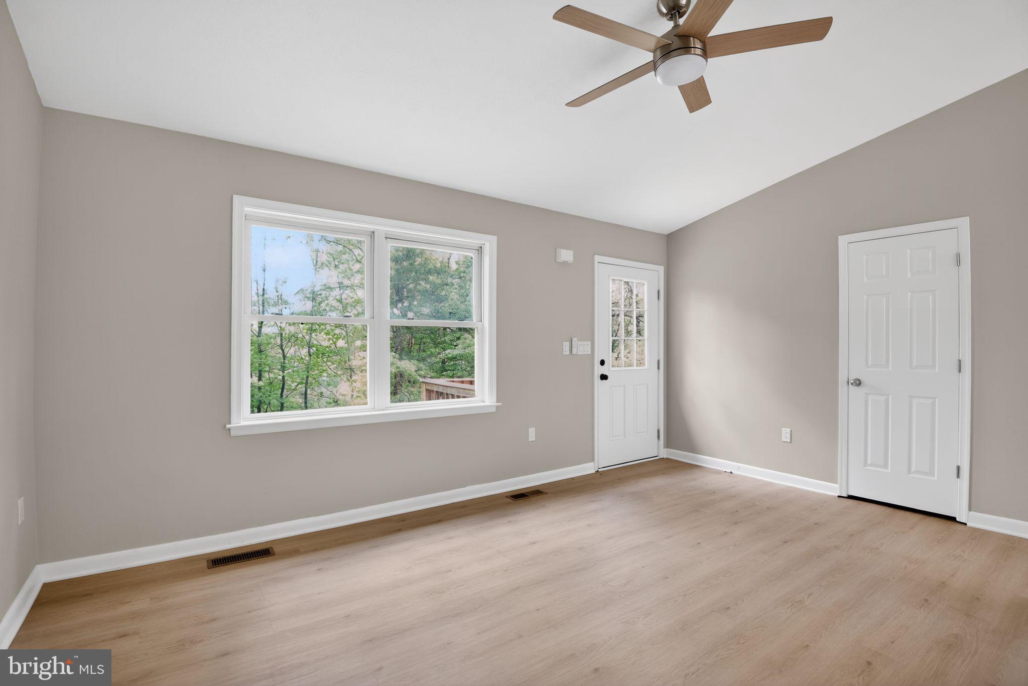 827 Greene Acres Road South Stanardsville, VA 22973 - Photo 8 of 25