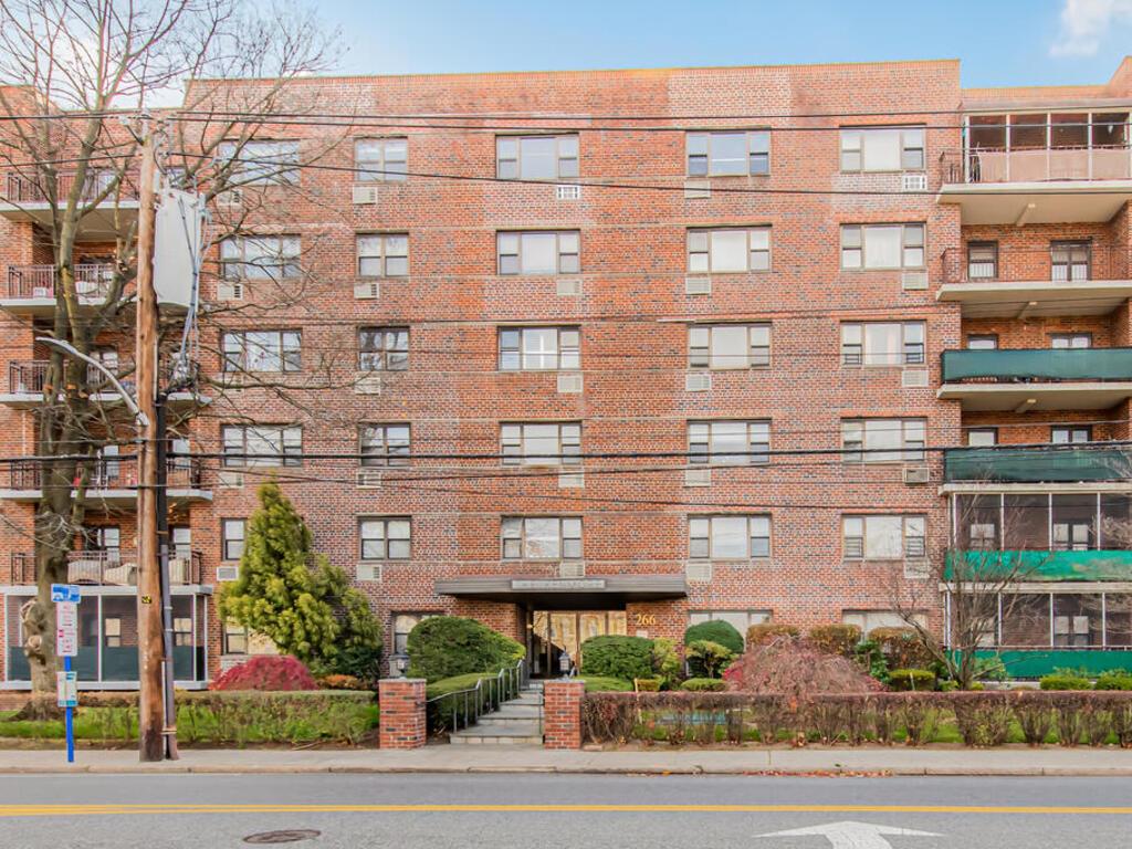 266 Pelham Road, Unit 1A New Rochelle, NY 10805 - Photo 1 of 1 View of property