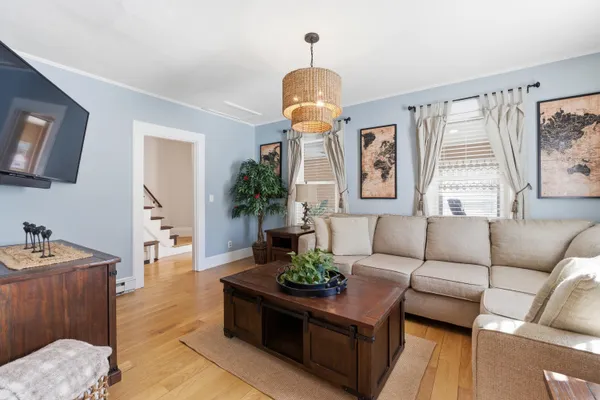 $850,000 | 96 Lafayette Road, Hampton Falls, NH 03844