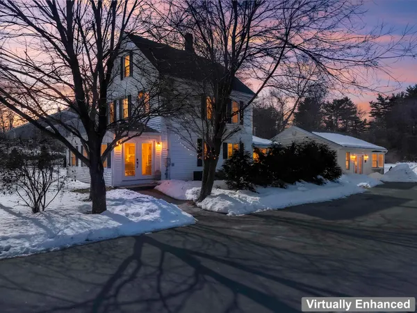 $850,000 | 96 Lafayette Road, Hampton Falls, NH 03844