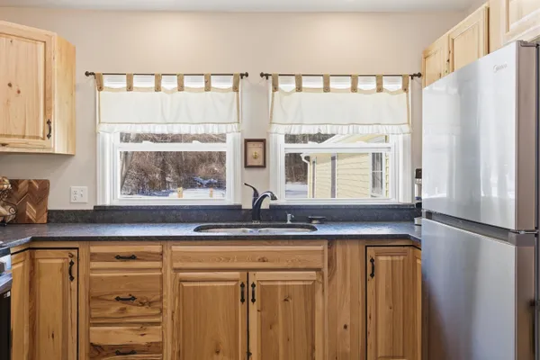 $850,000 | 96 Lafayette Road, Hampton Falls, NH 03844