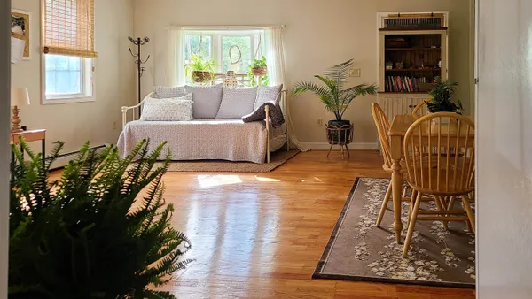 $850,000 | 96 Lafayette Road, Hampton Falls, NH 03844