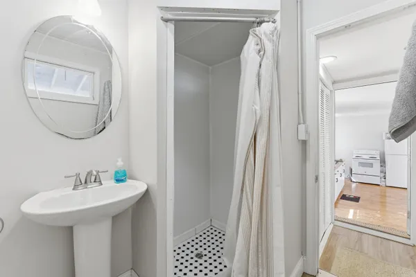 $850,000 | 96 Lafayette Road, Hampton Falls, NH 03844