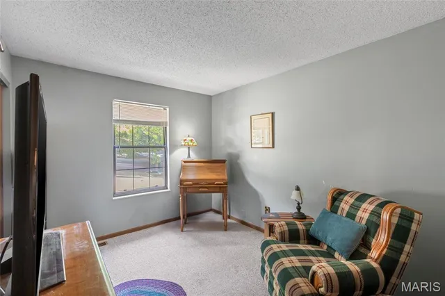 $299,500 | 5190 North Royale Drive, Imperial, MO 63052