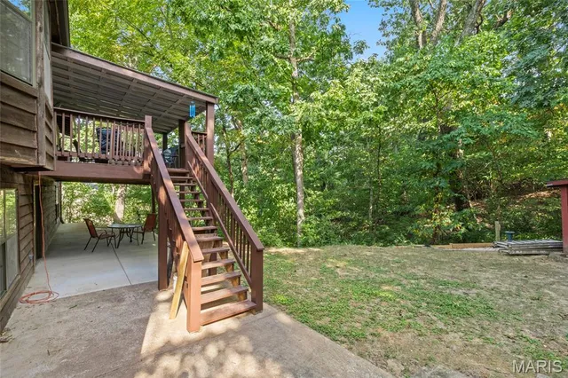 $299,500 | 5190 North Royale Drive, Imperial, MO 63052