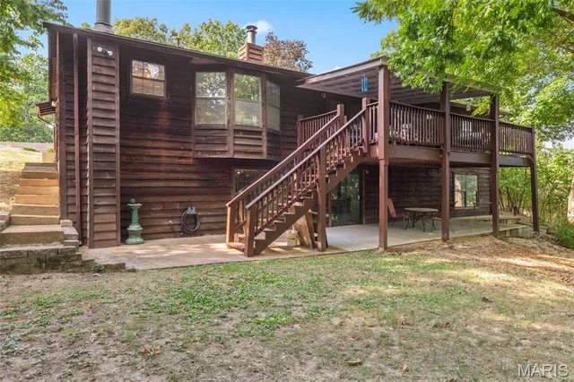 $299,500 | 5190 North Royale Drive, Imperial, MO 63052